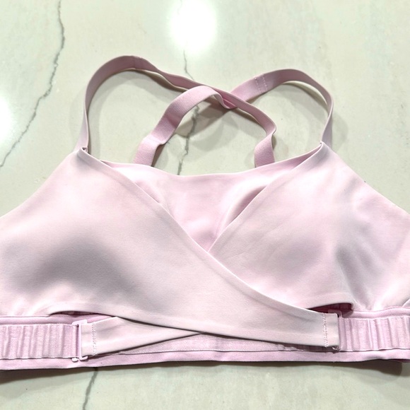 lululemon athletica Other - Lululemon Recovery Hook Bra
